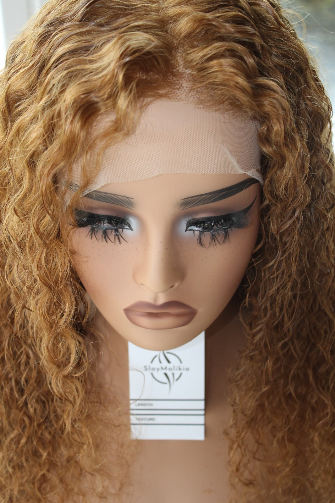 Malikia | Big Curly Hair